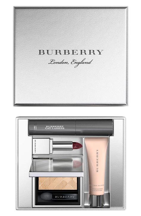 burberry beauty box festive 2017|Burberry Cosmetics Festive Holiday 2017 Makeup Collection.